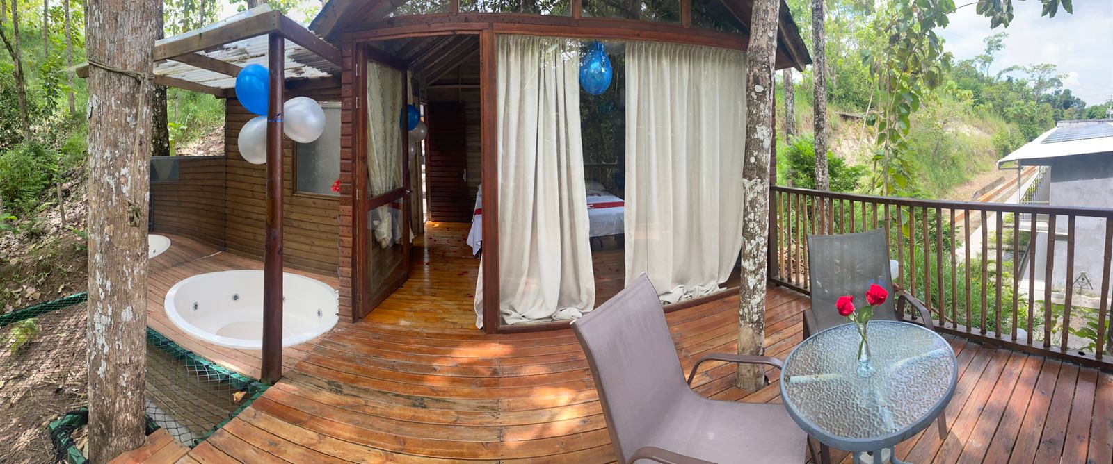 Interior cabaña glamping